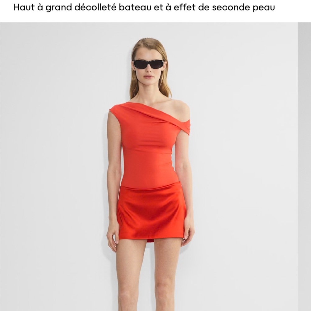 Aritzia One Shoulder Red top